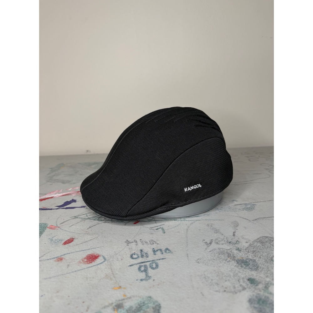 Kangol Futurliner 507 Black Mesh Knit Flat Cap Ivy Hat Mens Size Medium K1716FA